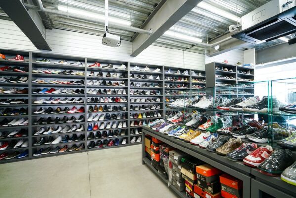 واردات کفش از چین