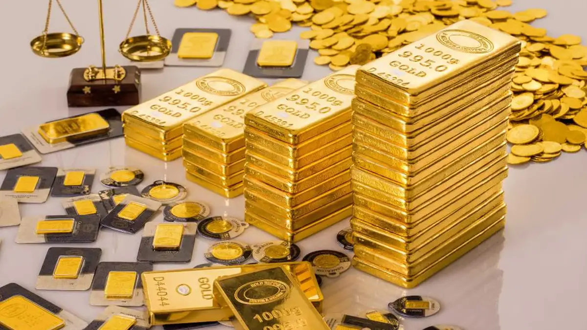 دستبند ونکلیف طلا و منجوق با مهرههای ظریف رنگی